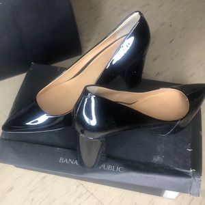 Pointy Toe Block Heel